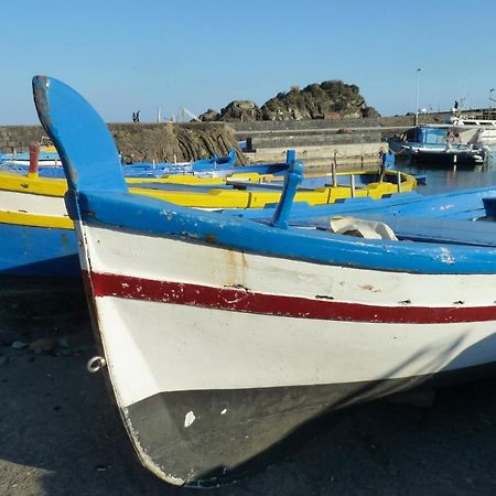 Ferienwohnung Sea Breeze Acitrezza Aci Castello Exterior foto