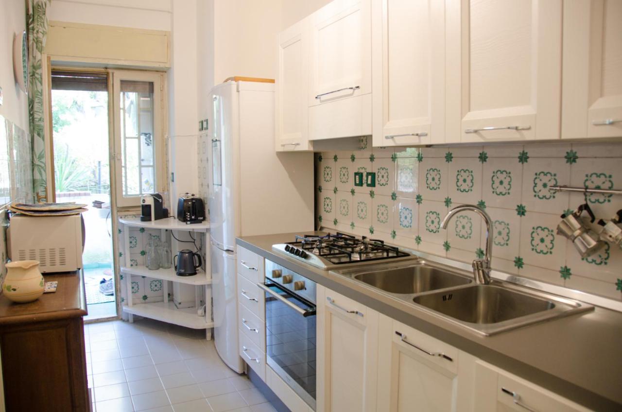 Ferienwohnung Sea Breeze Acitrezza Aci Castello Exterior foto