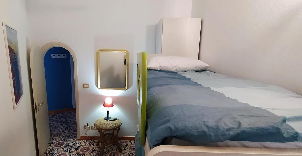 Ferienwohnung Sea Breeze Acitrezza Aci Castello Exterior foto